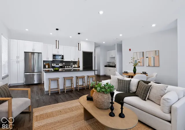 Photo 4 of Condo for sale at 13111 Old Meridian St #APT 485, Carmel, IN 46032 | MLS# 22129052 | Listing updated on 2026-10-07