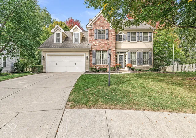 Photo 2 of Single family home for sale at 10666 Tarragon Ct, Fishers, IN 46038 | MLS# 22129063 | Listing updated on 2026-10-15