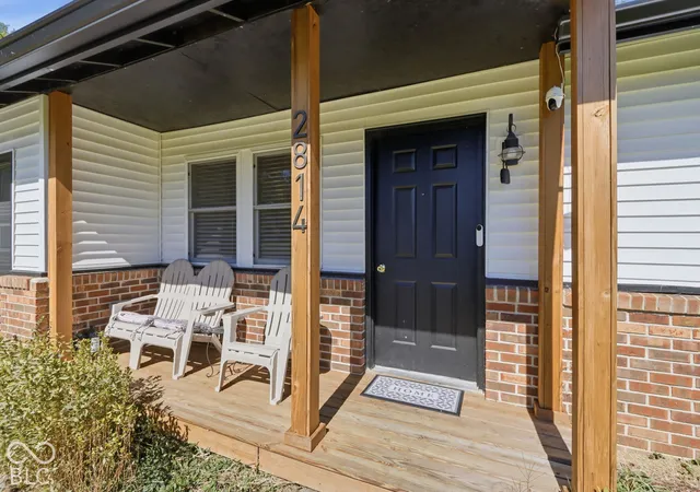 Photo 4 of Single family home for sale at 2814 W Walnut Dr, Greenfield, IN 46140 | MLS# 22129065 | Listing updated on 2026-10-07