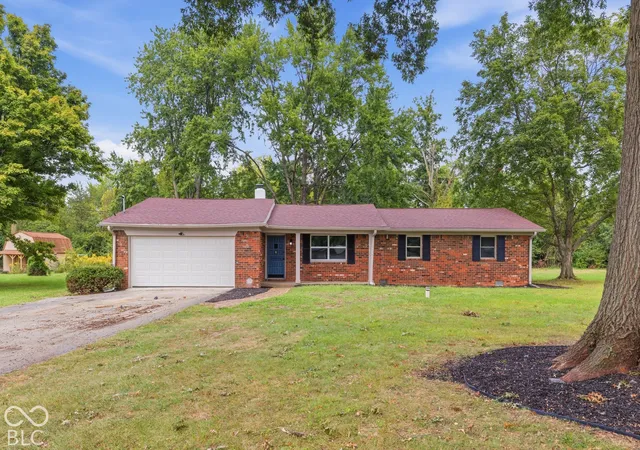 Photo 1 of Single family home for sale at 1720 W Hamblen Dr, Indianapolis, IN 46231 | MLS# 22129072 | Listing updated on 2026-09-30