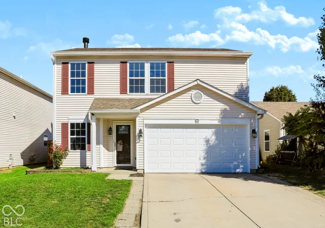 Photo 1 of Single family home for sale at 72 Winterwood Dr, Greenwood, IN 46143 | MLS# 22129080 | Listing updated on 2026-10-01