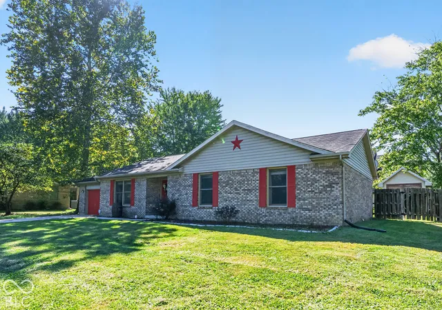 Photo 4 of Single family home for sale at 287 Big Horn Ln, Seymour, IN 47274 | MLS# 22129100 | Listing updated on 2026-10-02