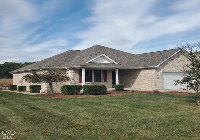 Photo 2 of Single family home for sale at 2859 Whitney Way, Seymour, IN 47274 | MLS# 22129105 | Listing updated on 2026-10-02