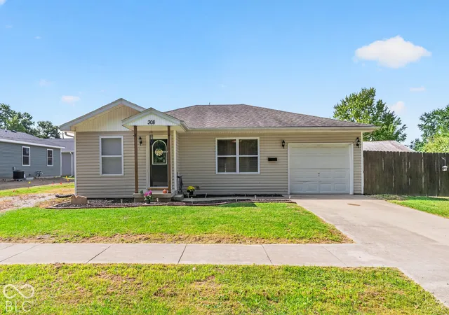 Photo 2 of Single family home for sale at 308 S Preston St, Crothersville, IN 47229 | MLS# 22129107 | Listing updated on 2026-10-01