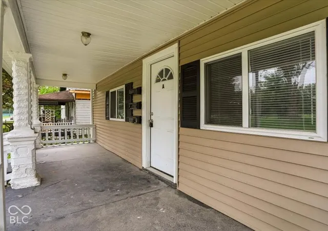 Photo 2 of House for sale at 713 W 32nd Street, Indianapolis, IN 46208 | MLS# 22129108 | Listing updated on 2026-10-07
