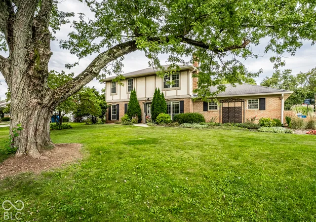 Photo 4 of Single family home for sale at 72 Parkview Rd, Carmel, IN 46032 | MLS# 22129110 | Listing updated on 2026-10-07