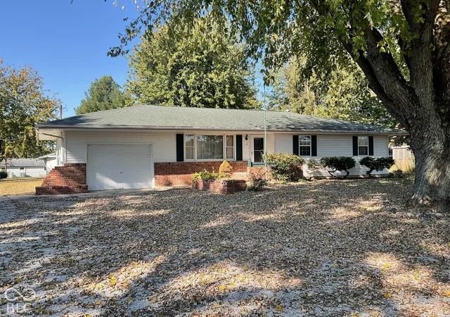 Photo 1 of Single family home for sale at 10191 S Us Hwy 41, Rosedale, IN 47874 | MLS# 22129116 | Listing updated on 2026-10-27