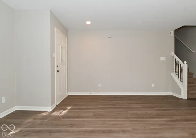 Photo 3 of Single family home for sale at 1909 Southernwood Ln, Indianapolis, IN 46231 | MLS# 22129118 | Listing updated on 2026-10-01
