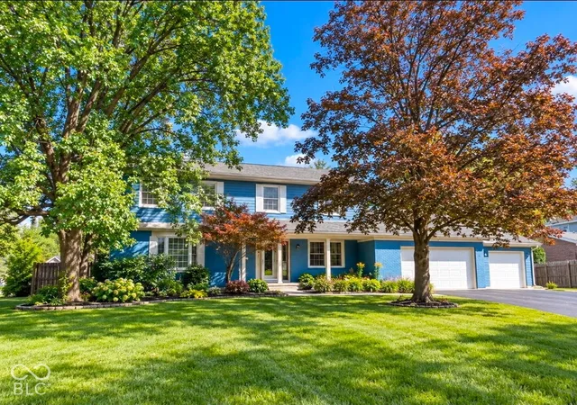Photo 2 of Single family home for sale at 7053 Grosvenor Pl, Indianapolis, IN 46220 | MLS# 22129119 | Listing updated on 2026-10-06