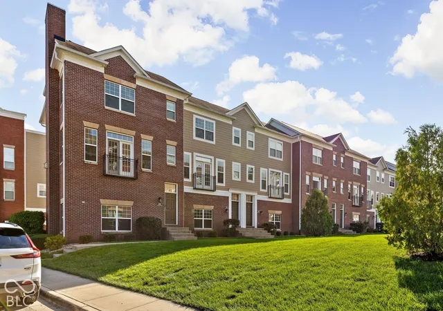 Photo 1 of Sale Pending at 324 Neuman Way, Carmel, IN 46032 | MLS# 22129125 | Listing updated on 2026-10-07