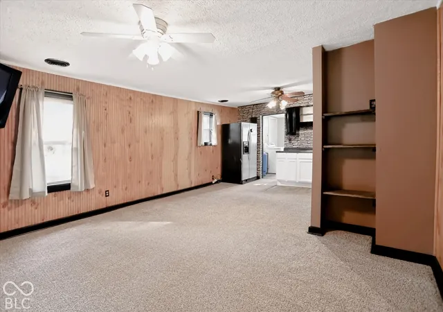 Photo 4 of Single family home for sale at 916 S Huber St, Indianapolis, IN 46239 | MLS# 22129139 | Listing updated on 2026-10-02