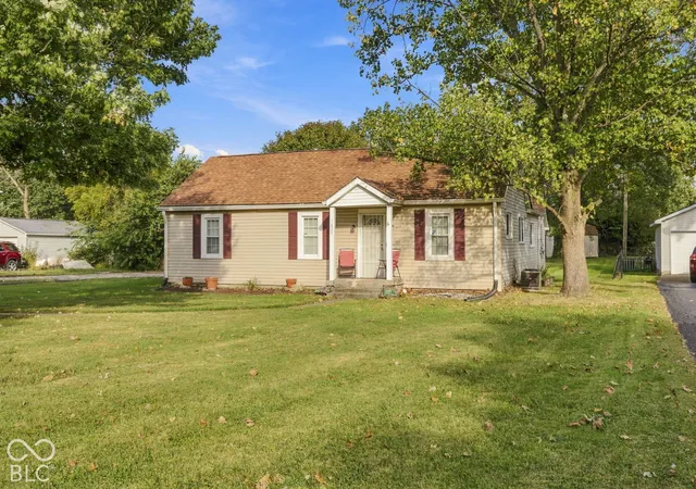 Photo 2 of Single family home for sale at 1829 N Routiers Ave, Indianapolis, IN 46219 | MLS# 22129141 | Listing updated on 2026-10-02