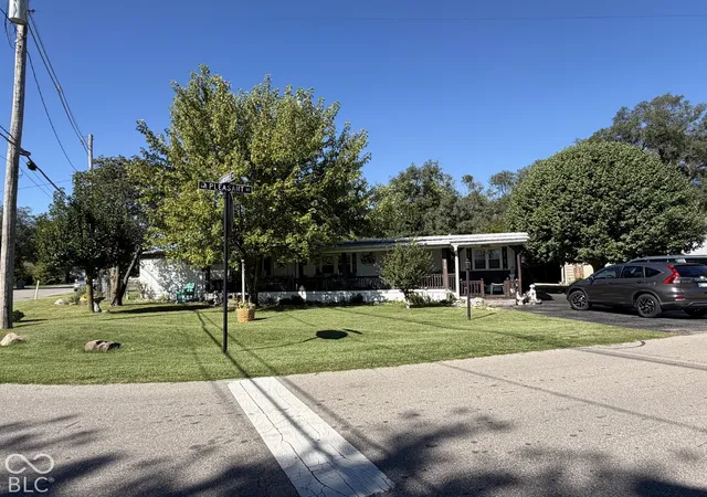 Photo 2 of Land for sale at 916 S Pleasant St, Edinburgh, IN 46124 | MLS# 22129153 | Listing updated on 2026-10-06