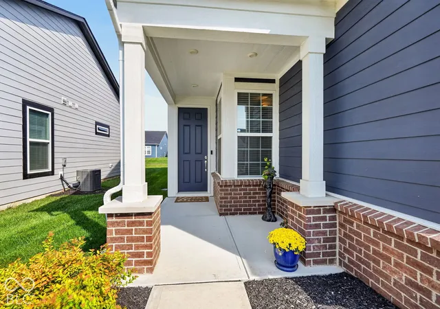 Photo 3 of Sale Pending at 2796 Old Rosebud Ln, Westfield, IN 46074 | MLS# 22129155 | Listing updated on 2026-10-07
