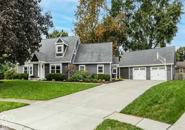 Photo 1 of Sale Pending at 4555 Buckingham Ct, Carmel, IN 46033 | MLS# 22129156 | Listing updated on 2026-10-05