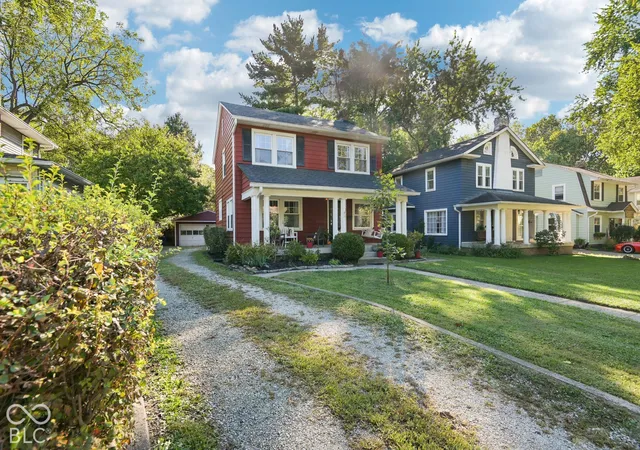 Photo 3 of Single family home for sale at 747 N Audubon Rd, Indianapolis, IN 46219 | MLS# 22129171 | Listing updated on 2026-10-02