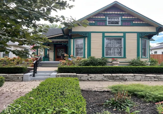 Photo 1 of Single family home for sale at 1307 Marlowe Ave, Indianapolis, IN 46202 | MLS# 22129174 | Listing updated on 2026-10-01