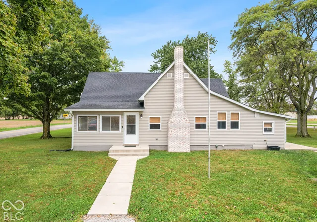 Photo 1 of Sale Pending at 8821 N Sugar Crk Ave, Colfax, IN 46035 | MLS# 22129189 | Listing updated on 2026-10-07