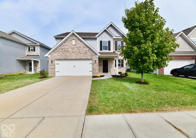 Photo 1 of Single family home for sale at 6116 Pebblebrooke, Whitestown, IN 46075 | MLS# 22129194 | Listing updated on 2026-10-05