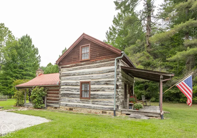 Photo 3 of Single family home for sale at 11090 S County Rd 225 W, Cloverdale, IN 46120 | MLS# 22129212 | Listing updated on 2026-10-04