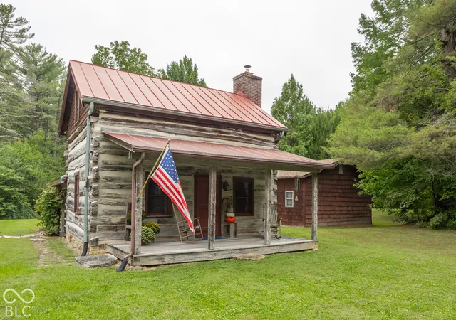Photo 3 of Single family home for sale at 11090 S County Rd 225 W, Cloverdale, IN 46120 | MLS# 22129212 | Listing updated on 2026-10-04