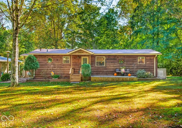Photo 3 of Manufactured home for sale at 2459 Amy Ln, Nashville, IN 47448 | MLS# 22129213 | Listing updated on 2026-10-08
