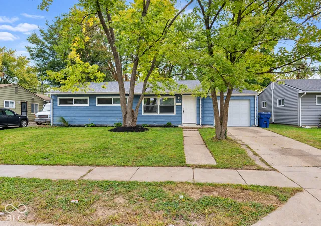 Photo 1 of Single family home for sale at 4863 N Katherine Dr, Indianapolis, IN 46226 | MLS# 22129231 | Listing updated on 2026-10-06