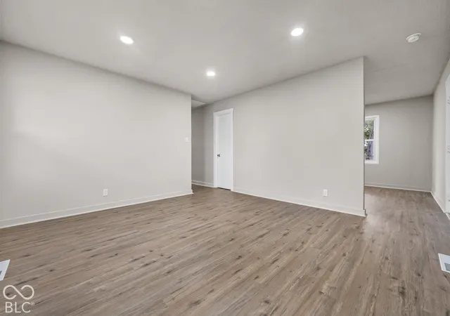 Photo 4 of Single family home for sale at 4863 N Katherine Dr, Indianapolis, IN 46226 | MLS# 22129231 | Listing updated on 2026-10-06