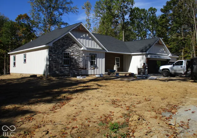 Photo 2 of Single family home for sale at 00 Maple St, Crawfordsville, IN 47933 | MLS# 22129232 | Listing updated on 2026-10-08
