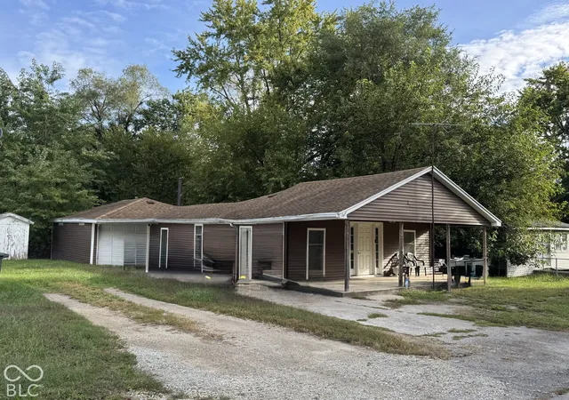 Photo 1 of Single family home for sale at 1608 E Harvard Ave, Muncie, IN 47303 | MLS# 22129236 | Listing updated on 2026-10-07