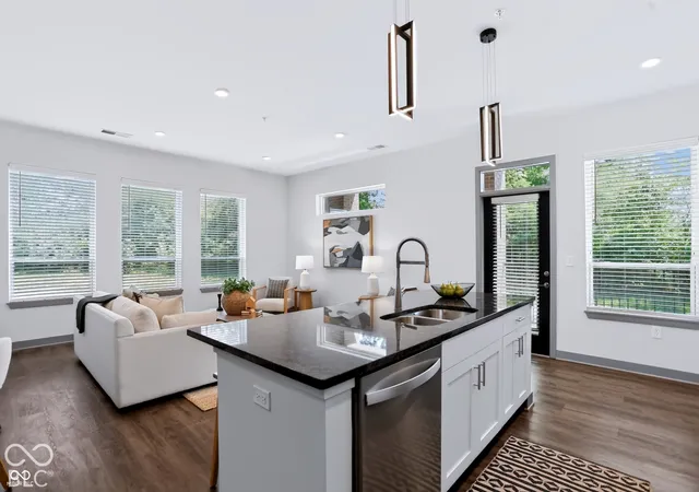 Photo 4 of Condo for sale at 13111 Old Meridian St #APT 484, Carmel, IN 46032 | MLS# 22129242 | Listing updated on 2026-10-07
