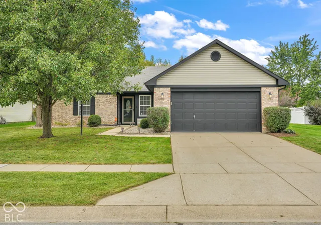 Photo 1 of Single family home for sale at 12760 Glengary Dr, Fishers, IN 46038 | MLS# 22129245 | Listing updated on 2026-10-01
