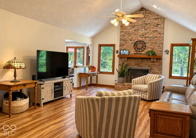Photo 3 of Sale Pending at 4268 Tattersall Dr, Plainfield, IN 46168 | MLS# 22129246 | Listing updated on 2026-10-06