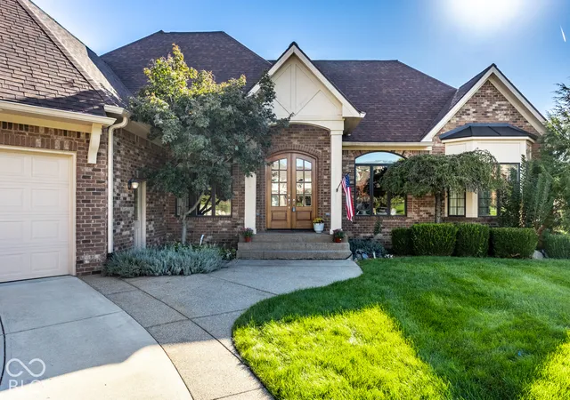 Photo 2 of Single family home for sale at 16844 Meadow Wood Ct, Noblesville, IN 46062 | MLS# 22129252 | Listing updated on 2026-10-09