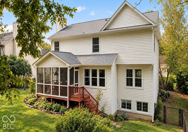 Photo 3 of Single family home for sale at 6203 Carrington Dr, Indianapolis, IN 46236 | MLS# 22129254 | Listing updated on 2026-10-03
