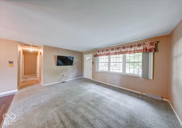 Photo 4 of Single family home for sale at 8305 Union St, Indianapolis, IN 46227 | MLS# 22129259 | Listing updated on 2026-10-02