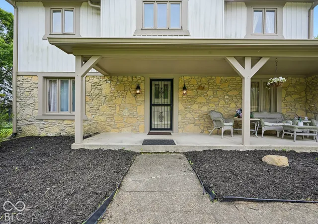 Photo 3 of Single family home for sale at 3715 Chadwick Dr, Carmel, IN 46033 | MLS# 22129260 | Listing updated on 2026-10-06