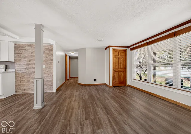 Photo 4 of Single family home for sale at 113 Magnolia Dr, Anderson, IN 46012 | MLS# 22129263 | Listing updated on 2026-10-07