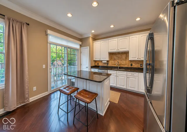 Photo 2 of Condo for sale at 2207 Glebe St, Carmel, IN 46032 | MLS# 22129270 | Listing updated on 2026-10-06