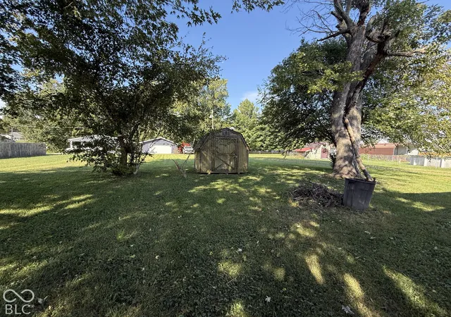 Photo 3 of Single family home for sale at 130 Broad St, Hope, IN 47246 | MLS# 22129272 | Listing updated on 2026-10-01