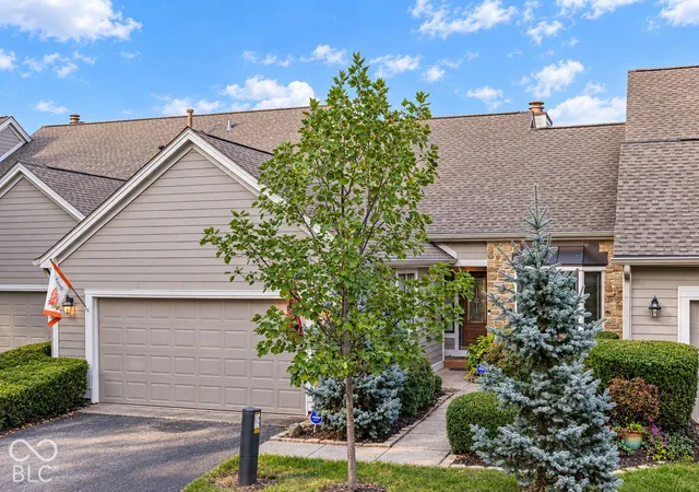 Condo for sale at 8335 Sand Point Way #6, Indianapolis, IN 46240 | MLS# 22129274