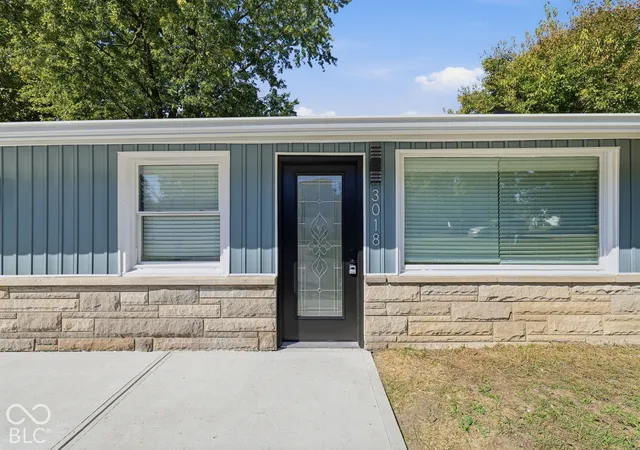 Photo 3 of Sale Pending at 3018 Elmhurst Dr, Indianapolis, IN 46226 | MLS# 22129286 | Listing updated on 2026-10-08