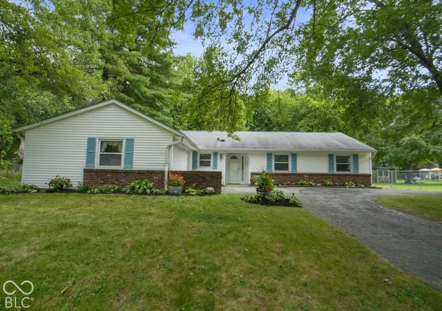Photo 2 of Single family home for sale at 7337 Woodside Dr, Indianapolis, IN 46260 | MLS# 22129295 | Listing updated on 2026-10-09