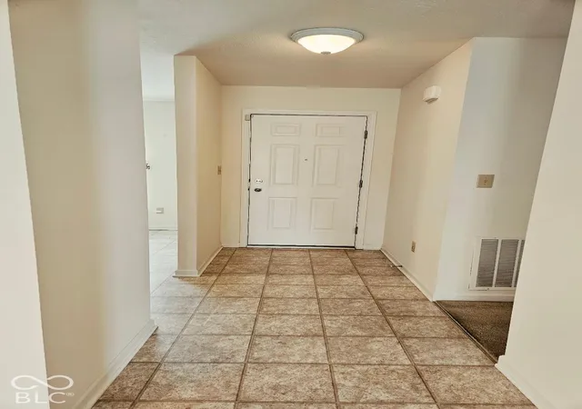 Photo 3 of Single family home for sale at 2164 Rossington Ln, Indianapolis, IN 46229 | MLS# 22129307 | Listing updated on 2026-10-04