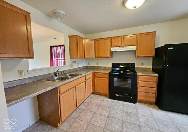 Photo 3 of Single family home for sale at 2164 Rossington Ln, Indianapolis, IN 46229 | MLS# 22129307 | Listing updated on 2026-10-04