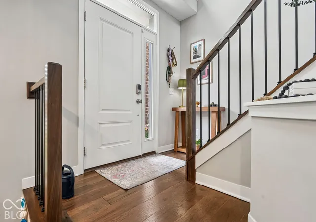 Photo 4 of Townhouse for sale at 11566 Fulham St, Carmel, IN 46032 | MLS# 22129310 | Listing updated on 2026-10-10