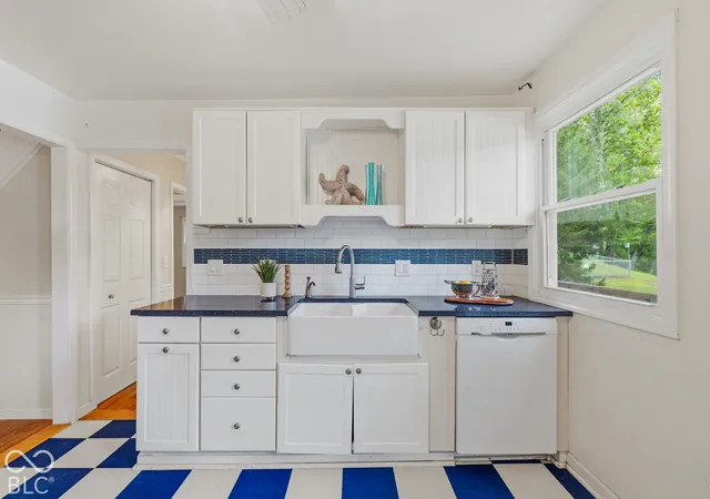 Photo 3 of Sale Pending at 4190 W Briarwood Lake S, Monrovia, IN 46157 | MLS# 22129312 | Listing updated on 2026-10-05