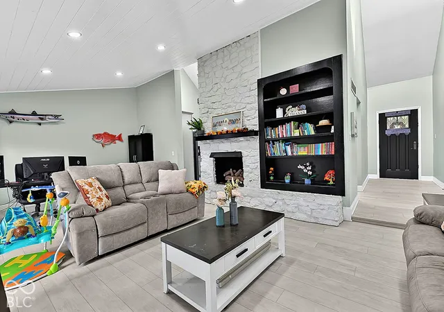 Photo 4 of Single family home for sale at 1411 Morningside Dr, Lebanon, IN 46052 | MLS# 22129316 | Listing updated on 2026-10-03