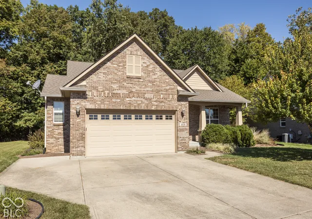 Photo 1 of Single family home for sale at 5658 Augusta Woods Dr, Plainfield, IN 46168 | MLS# 22129326 | Listing updated on 2026-10-03