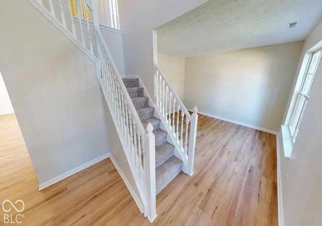 Photo 4 of Sale Pending at 11633 Sinclair Dr, Indianapolis, IN 46235 | MLS# 22129333 | Listing updated on 2026-10-06